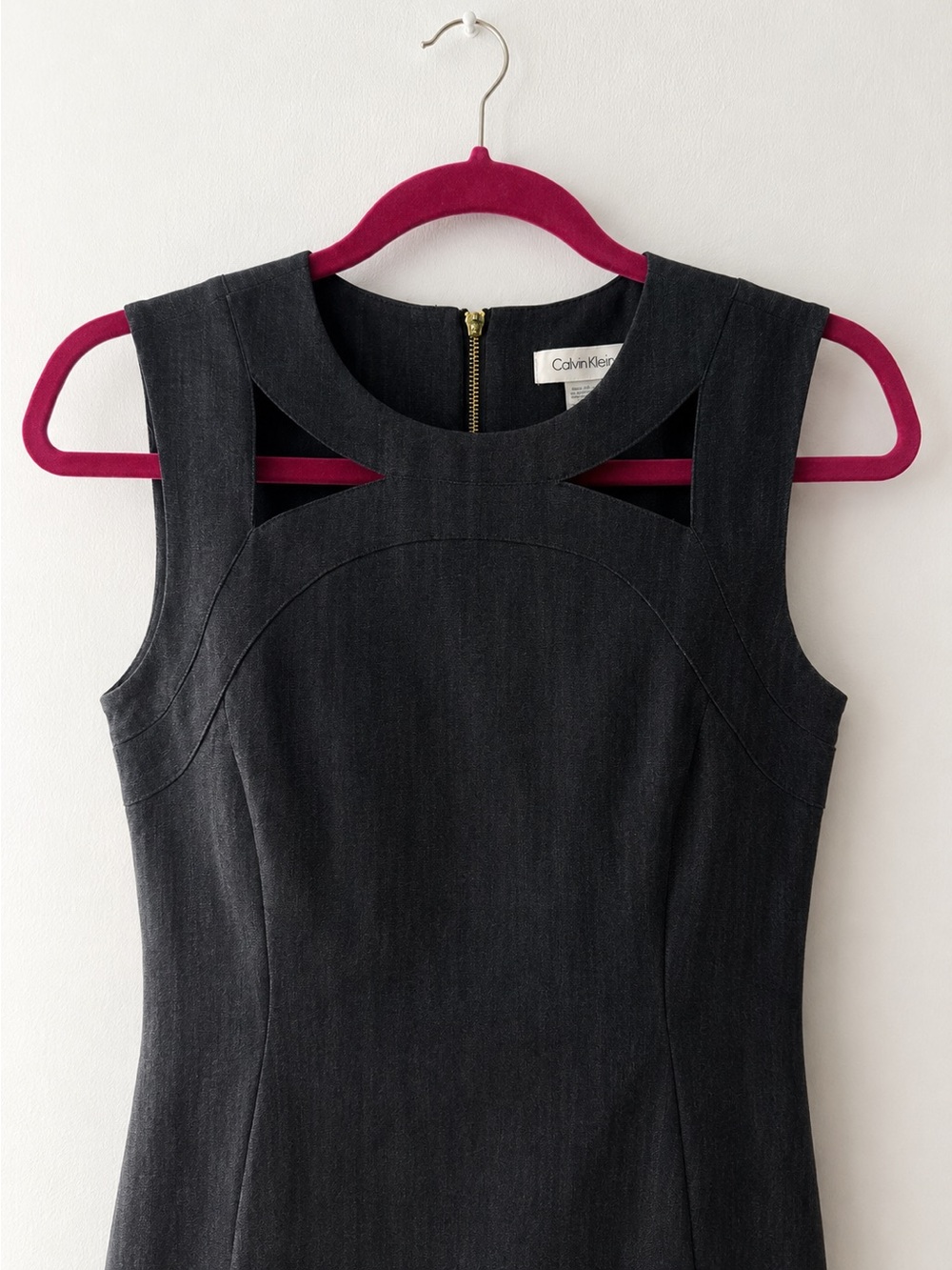 Calvin Klein dress sz 4 dark denim Sleeveless Sheath stretch knee length - Picture 2 of 4